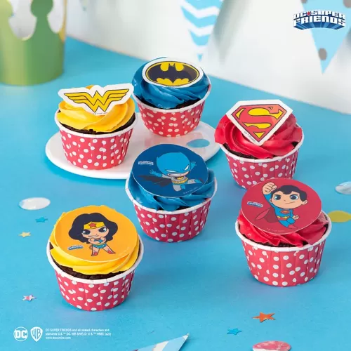 Wonder woman discount cupcake rings